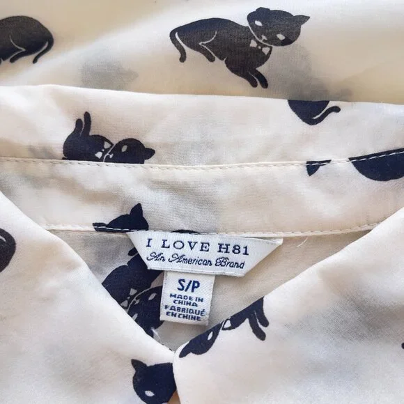 I love H81 Kitten Print blouse Women's Size S/P cream & black cat button down - Picture 8 of 10